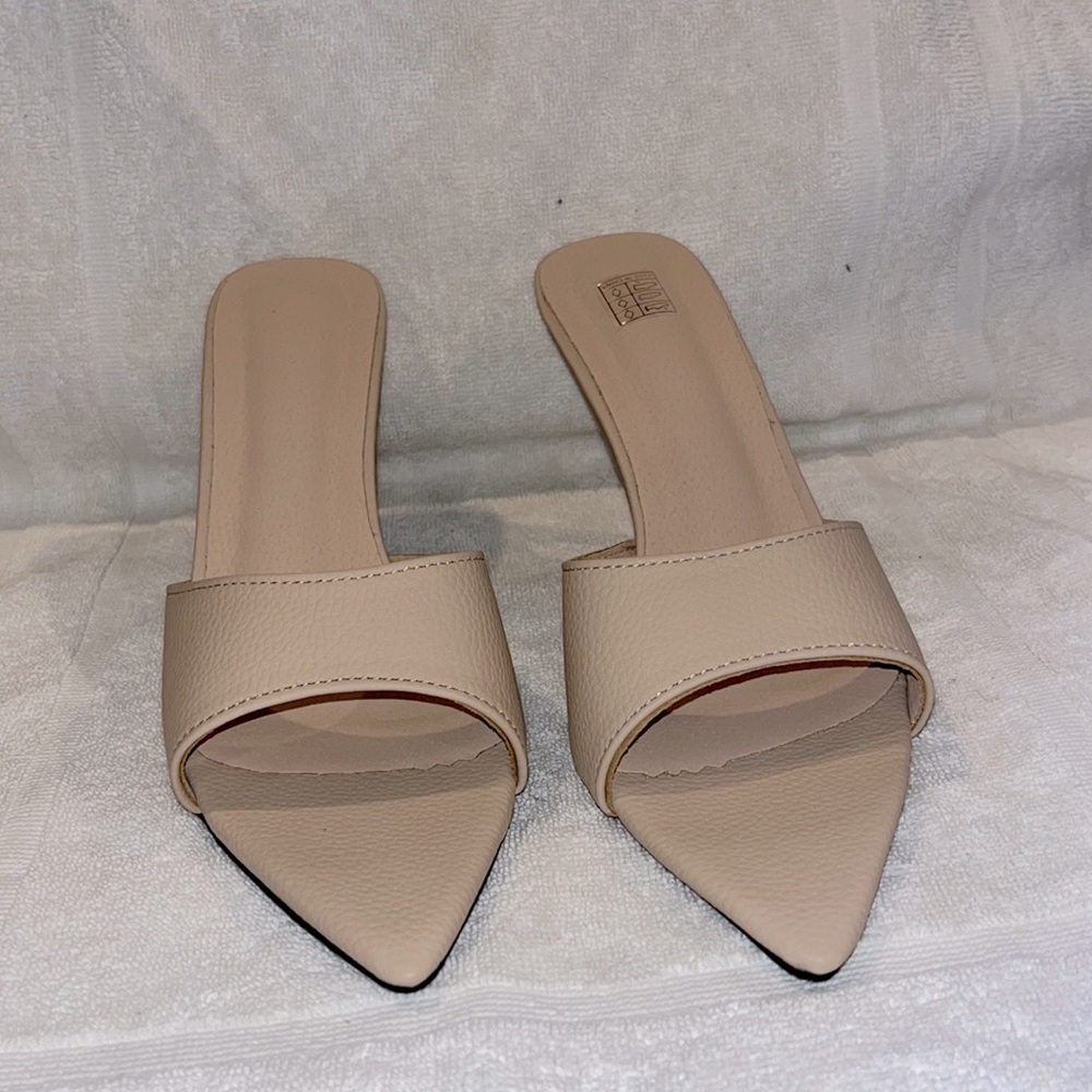 Nude Heels- Brand New!